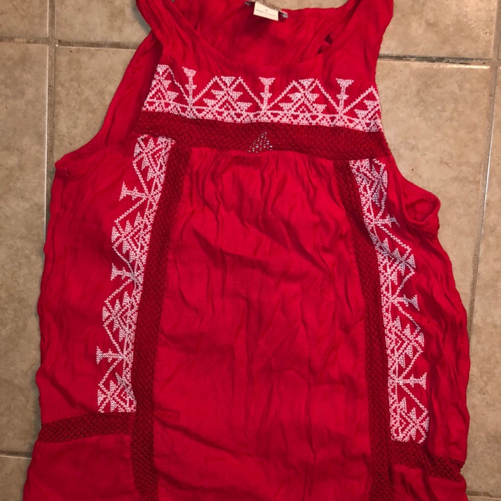 Split Back Pattern Red Tunic